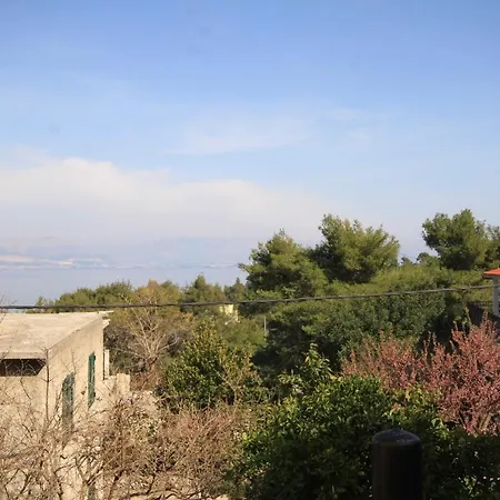 Family Friendly Seaside Slatine, Ciovo - 7584 شقة تروغير
