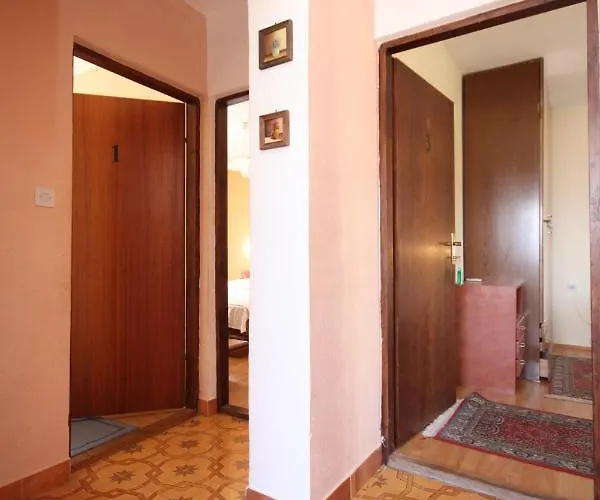 Family Friendly Seaside Slatine, Ciovo - 7584 Trogir