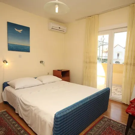 Family Friendly Seaside Slatine, Ciovo - 7584 * Trogir